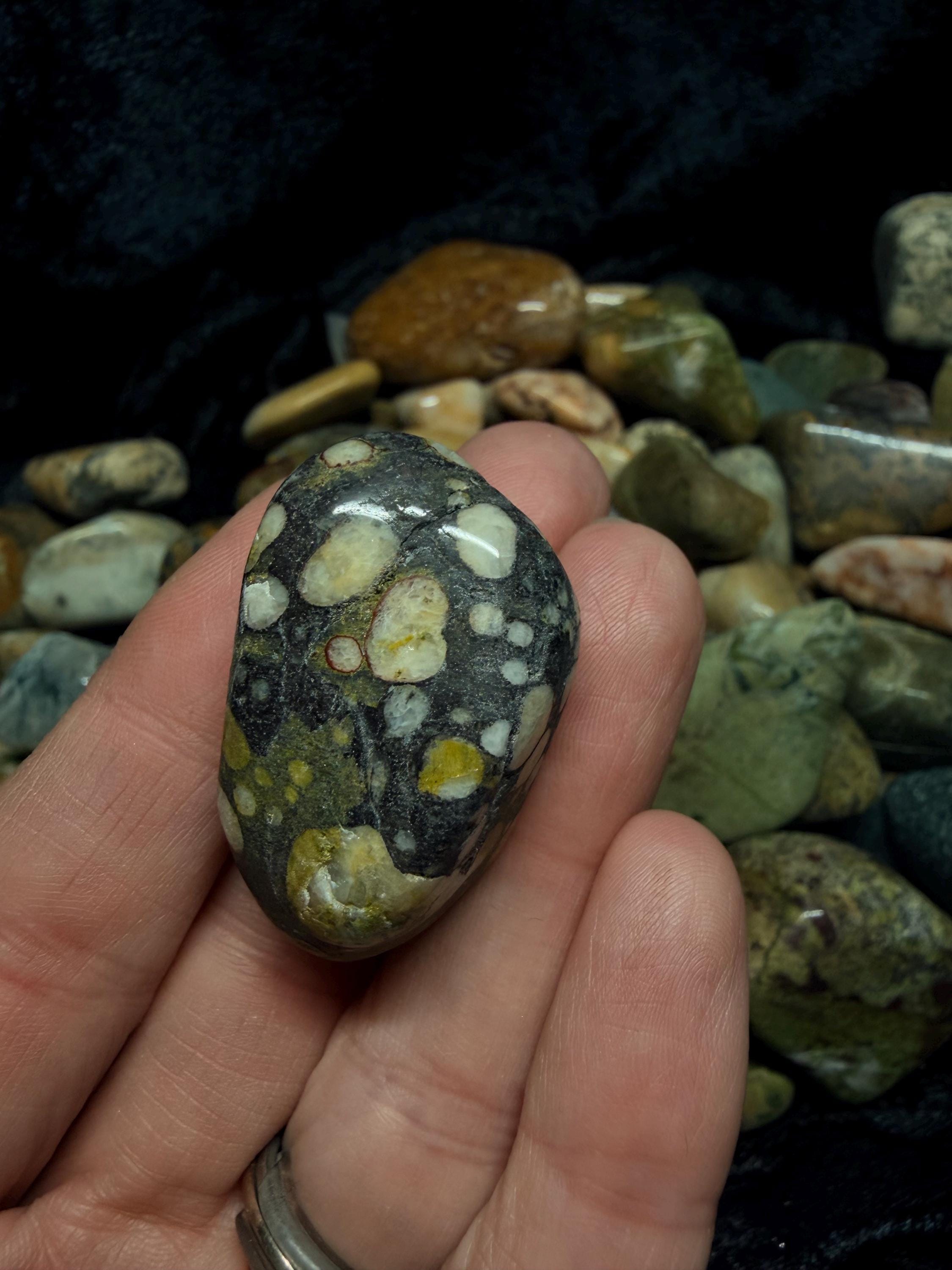Tumbled Virginia rocks