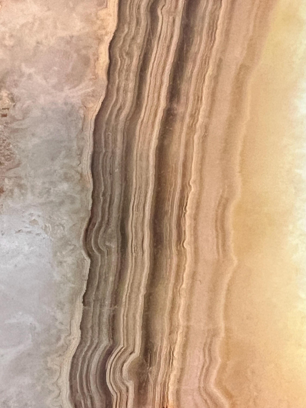 14.5 Oblisk banded onyx tower