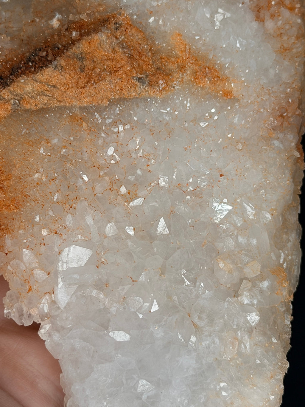 Double sided quartz plate