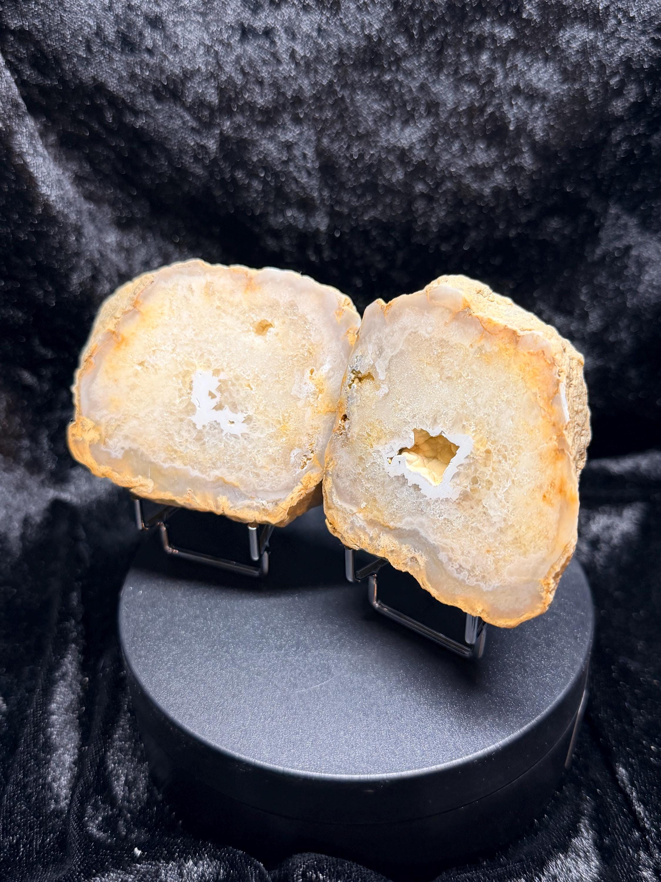Polished Kentucky Agate / Chalcedony Nodule Pair – Druzy Quartz Cavities