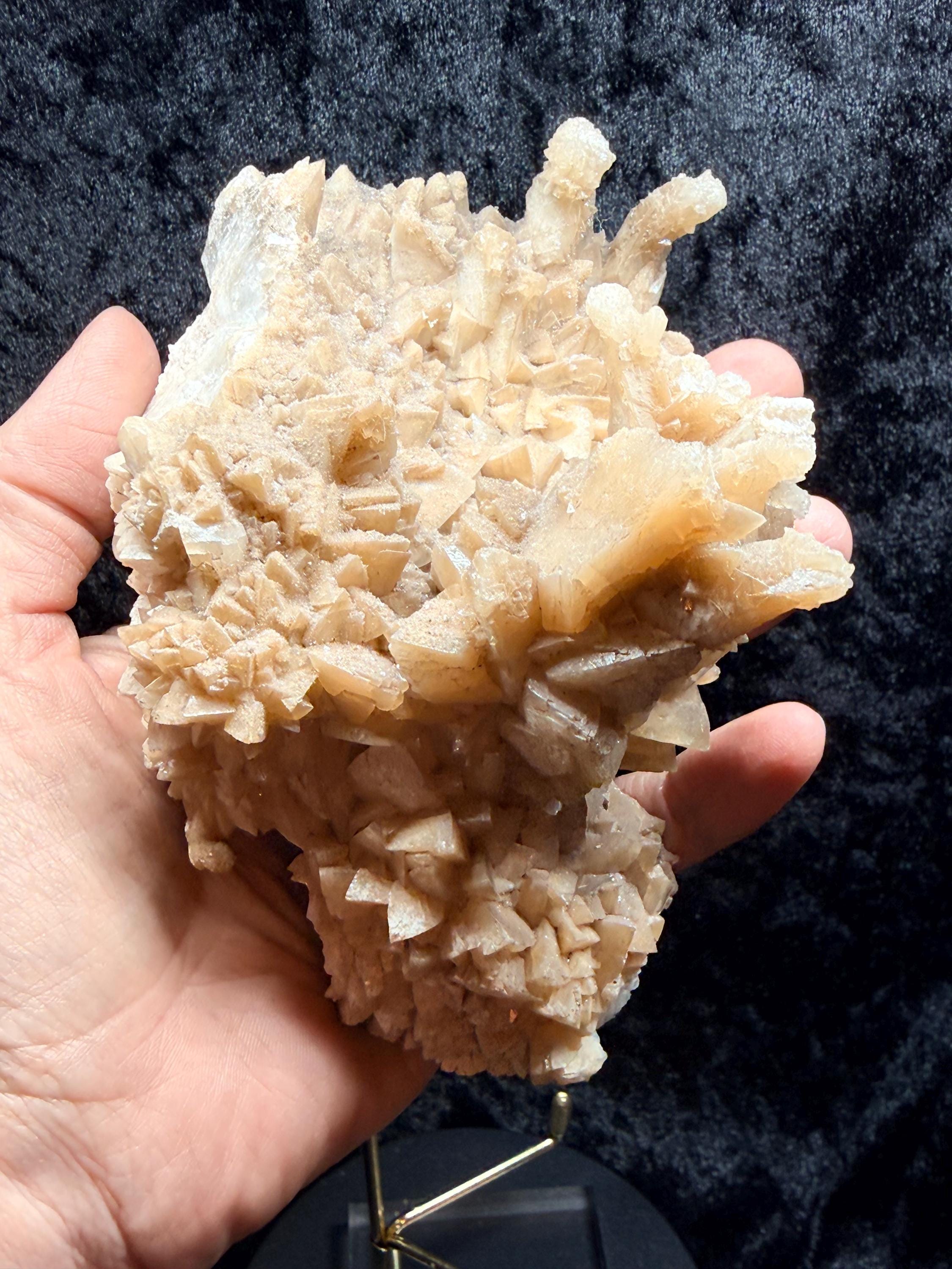 Dog tooth calcite from Mexico