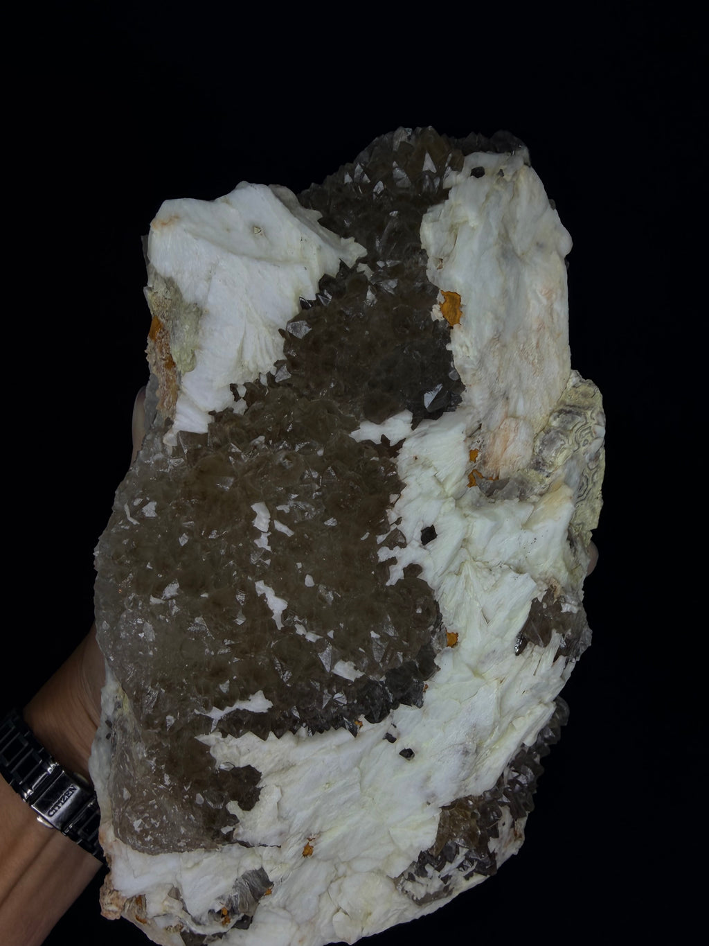 Perfect smoky quartz points on Missouri lace agate withBarite