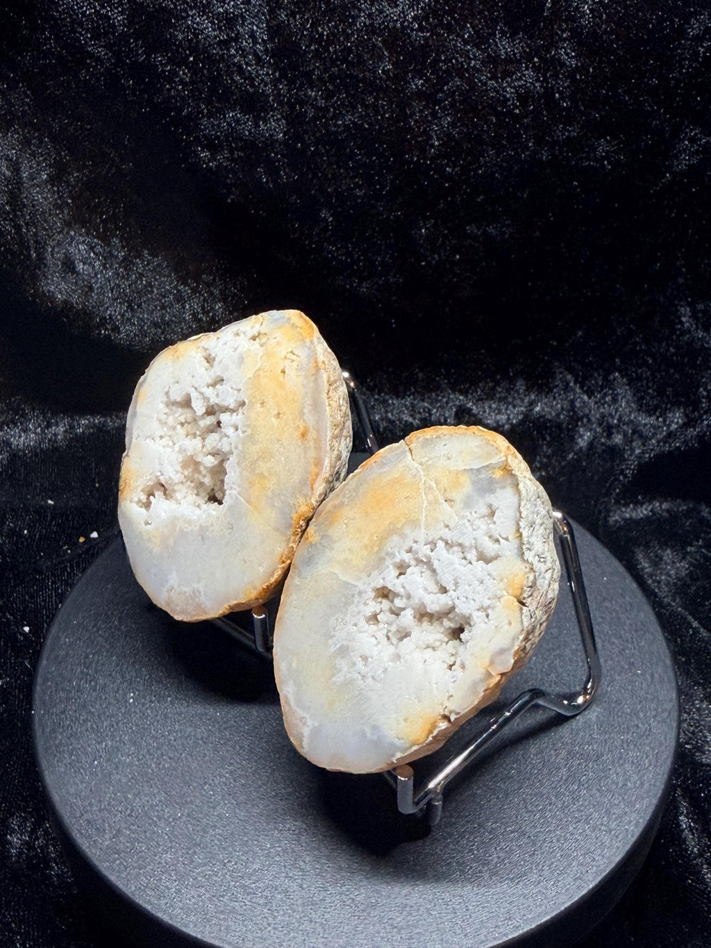 Polished Kentucky Agate Geode