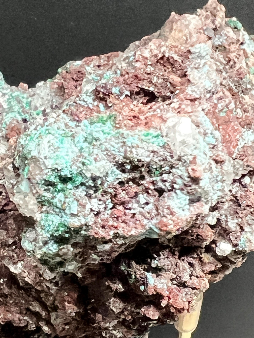 Aurichalcite with calcite and chrysacolla from Mexico.