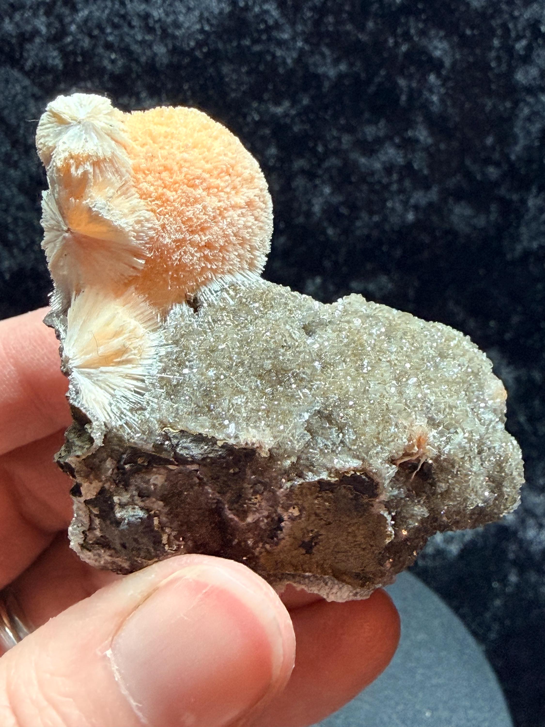 Thomsonite Specimen: Zeolite Mineral