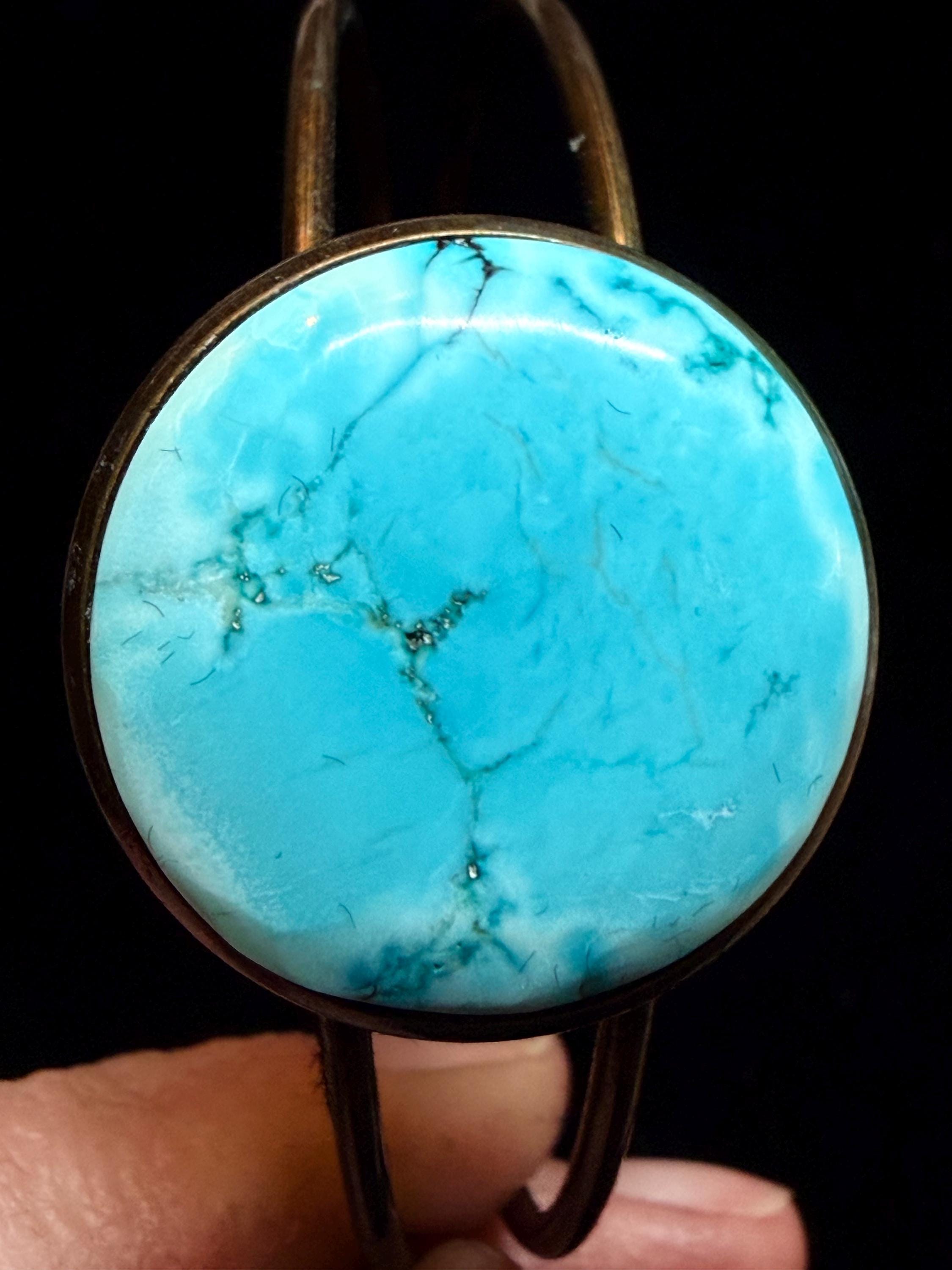 Dyed Howlite Bracelet