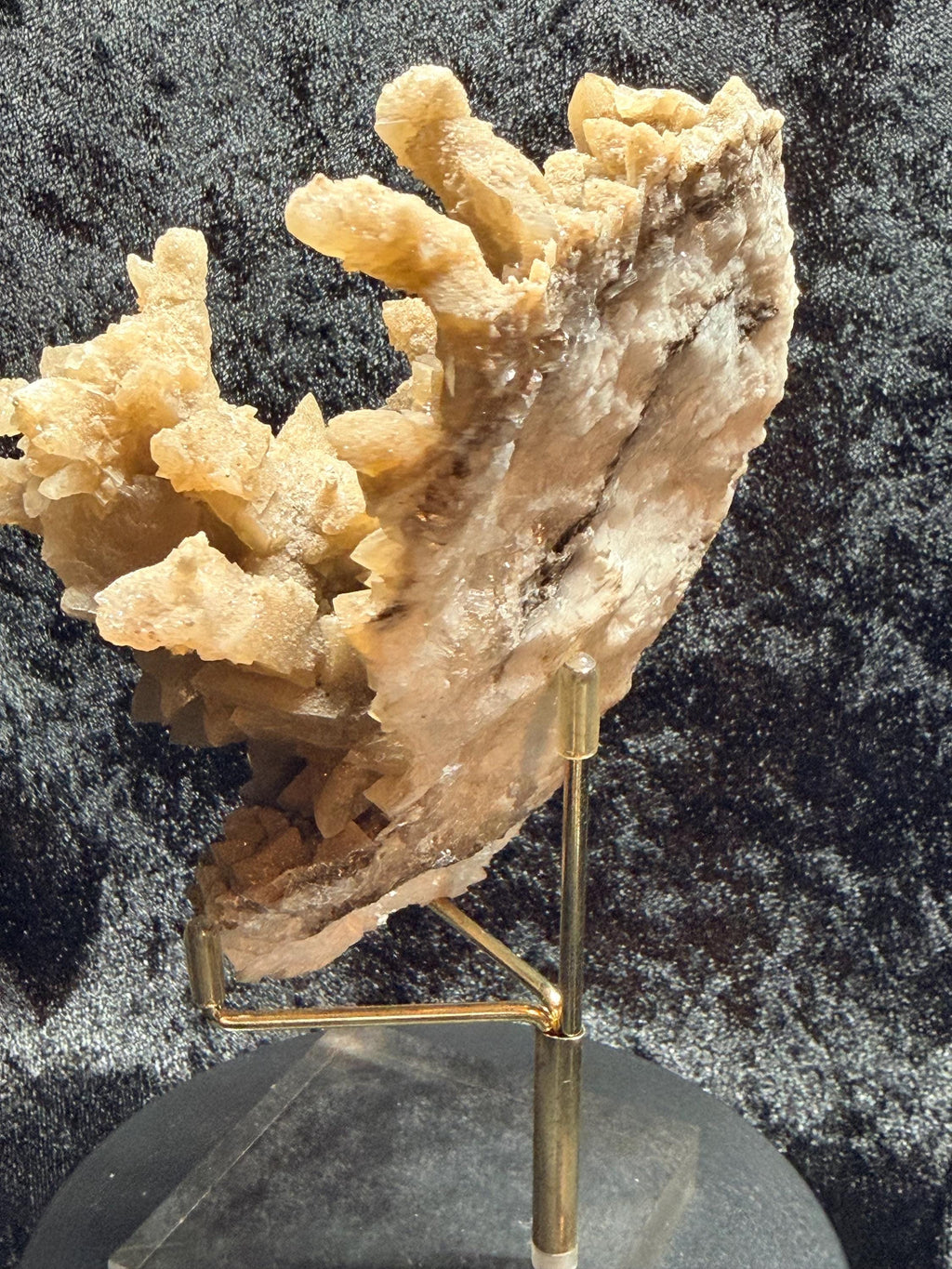 Dog tooth calcite from Mexico