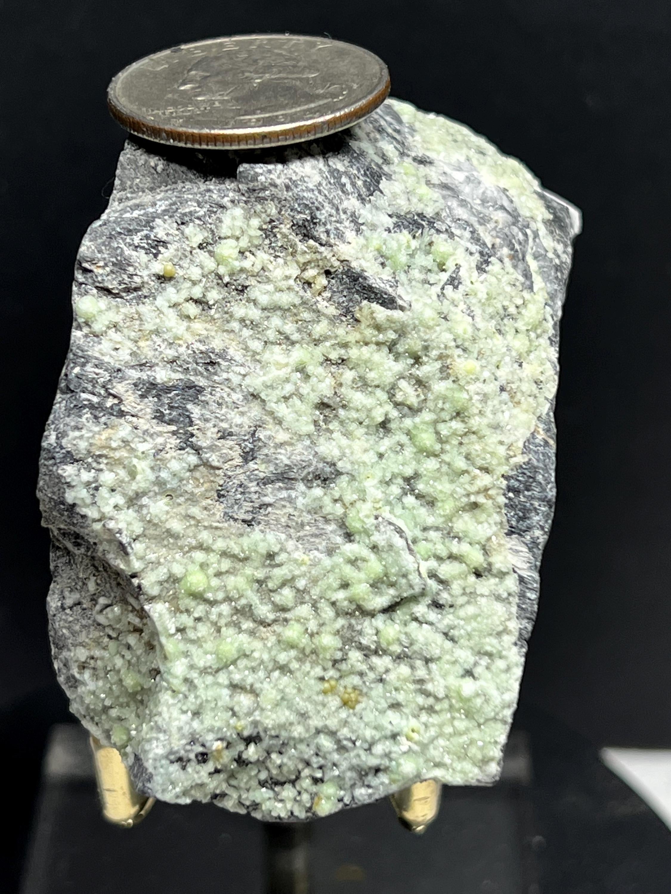 Green Wavellite Specimen: Botryoidal Mineral Cluster