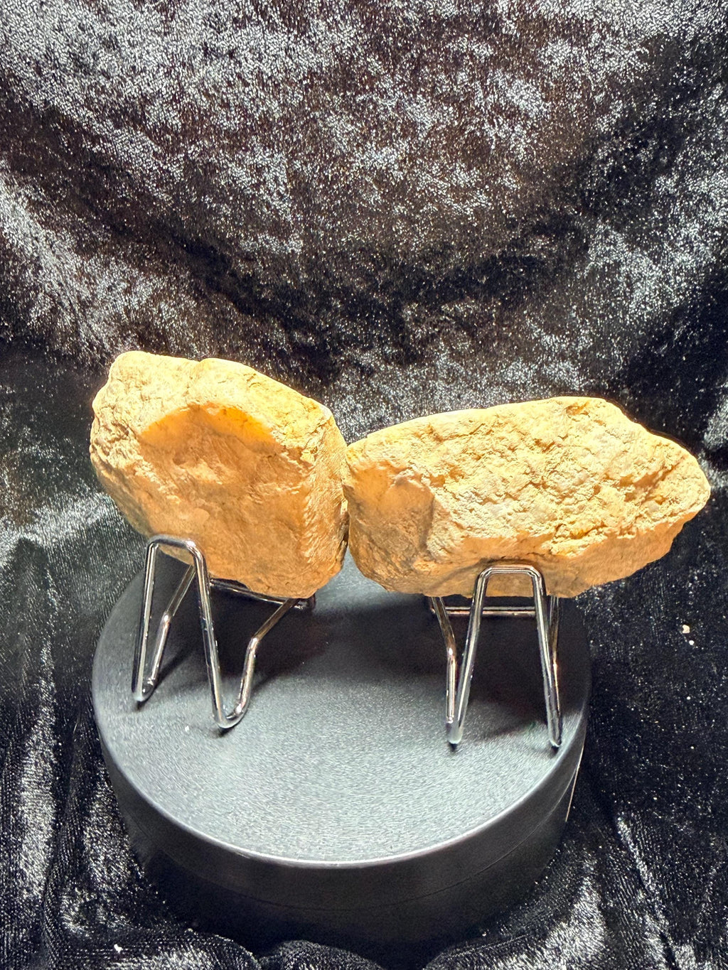 Polished Kentucky Agate / Chalcedony Nodule Pair – Druzy Quartz Cavities