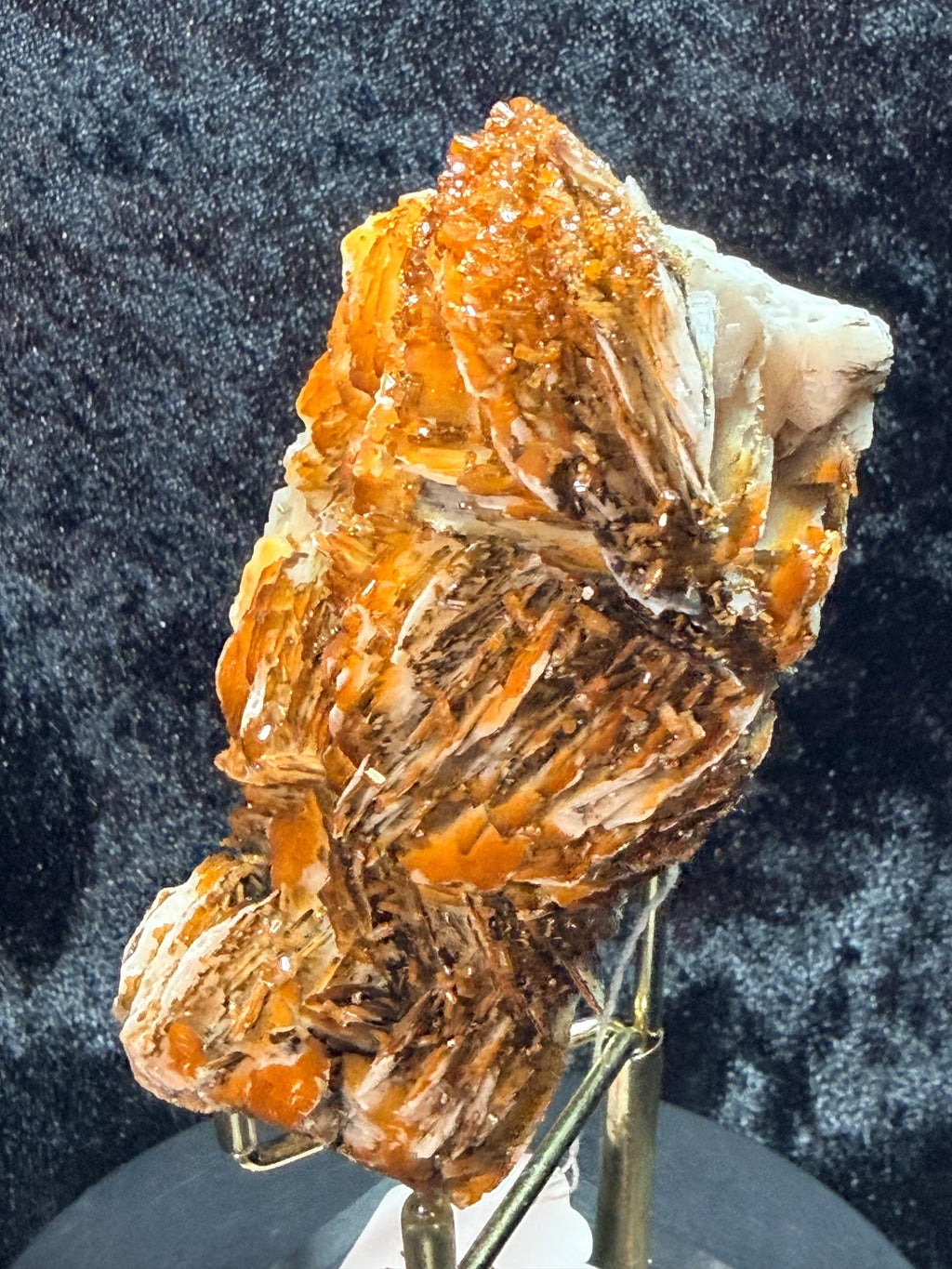 Vanadinite on Barite from Morocco