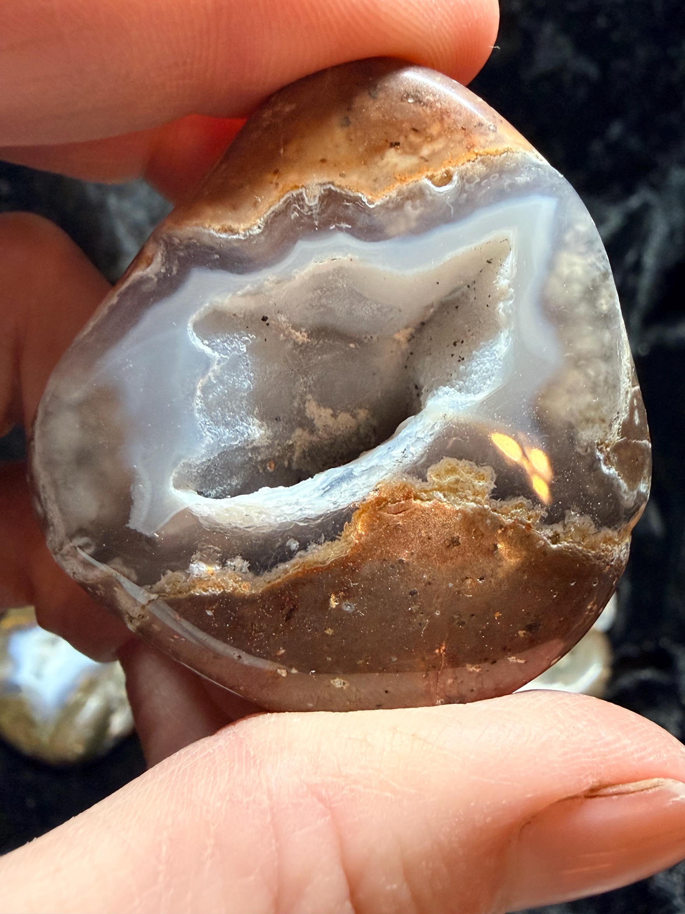 Polished Thunder eggs