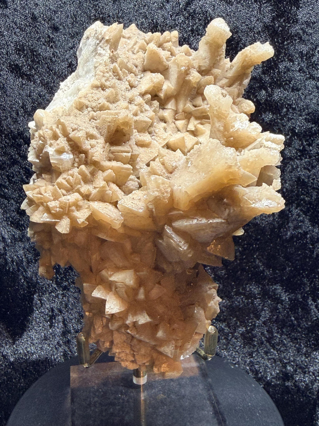 Dog tooth calcite from Mexico