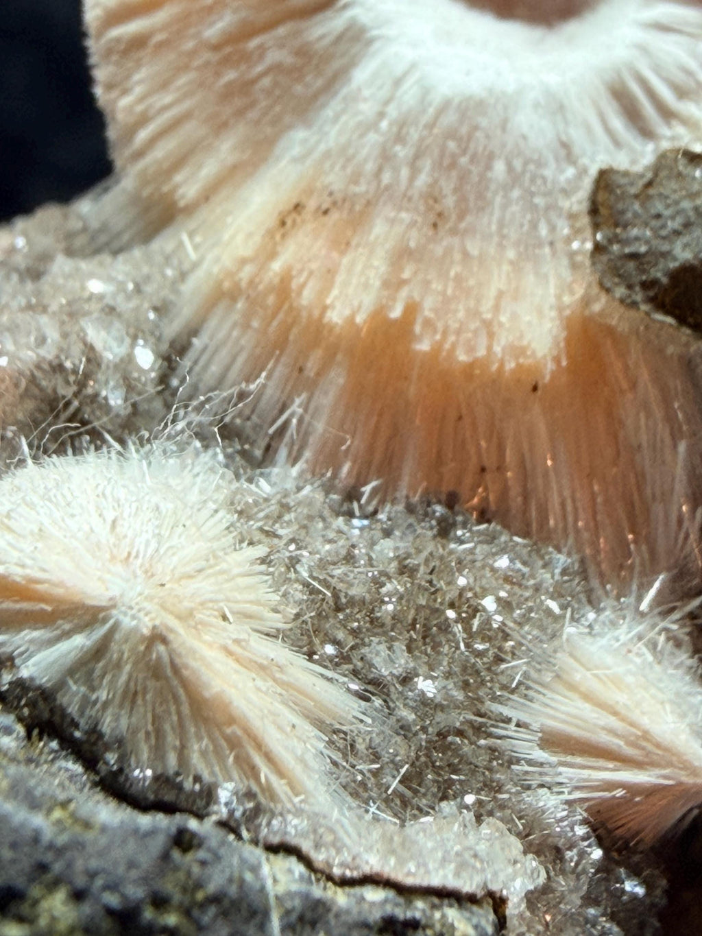 Thomsonite Specimen: Zeolite Mineral
