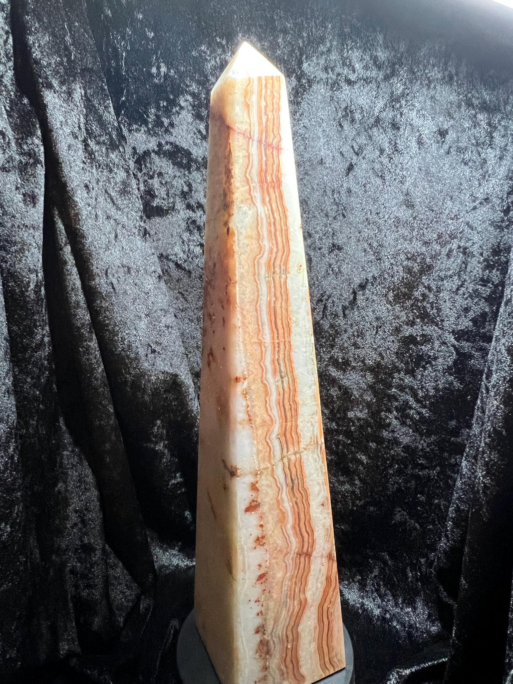 14.5 Oblisk banded onyx tower