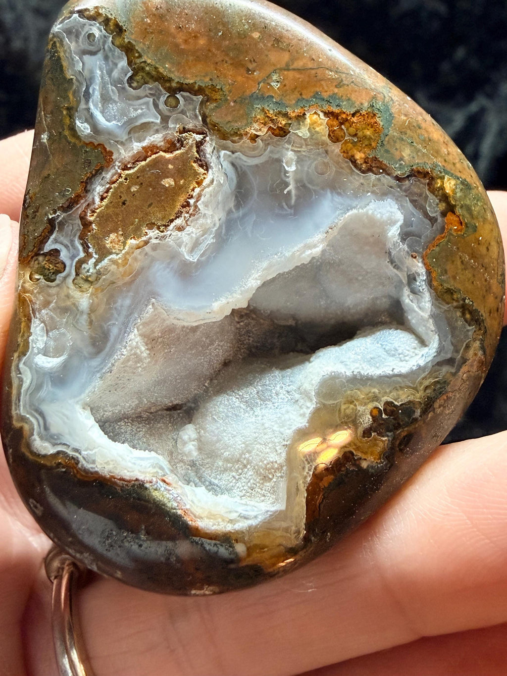 Polished Thunder eggs