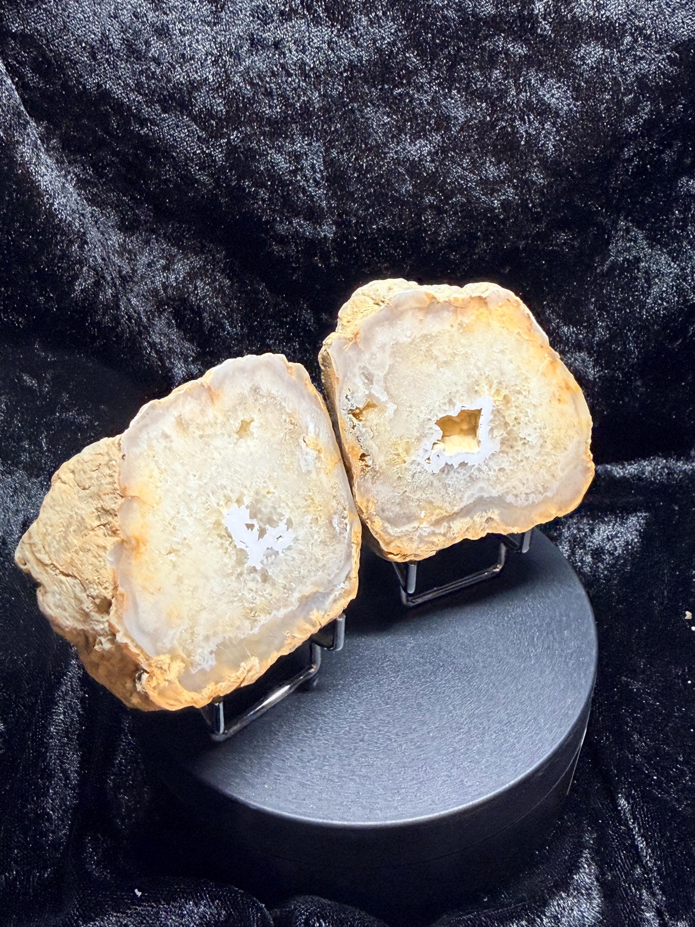 Polished Kentucky Agate / Chalcedony Nodule Pair – Druzy Quartz Cavities
