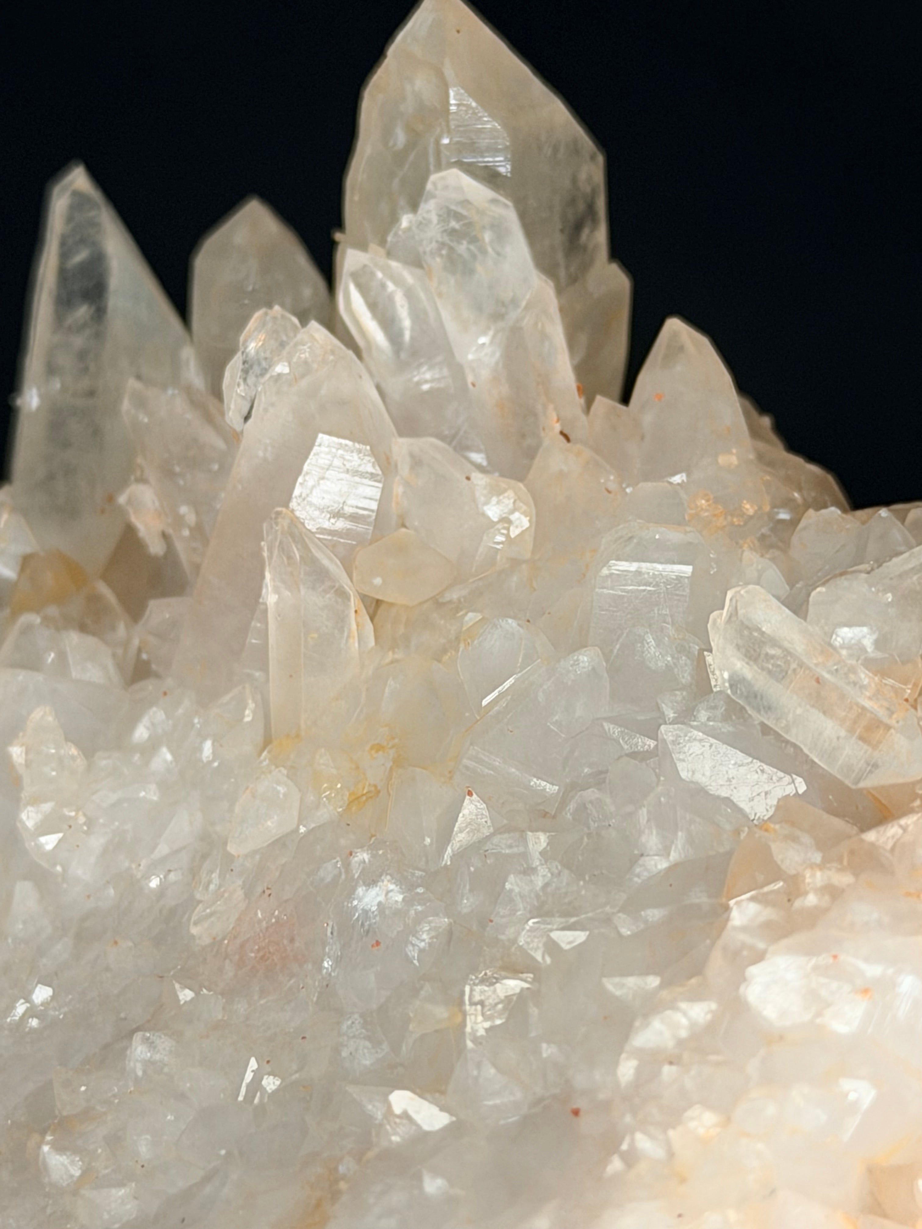 Double sided quartz plate