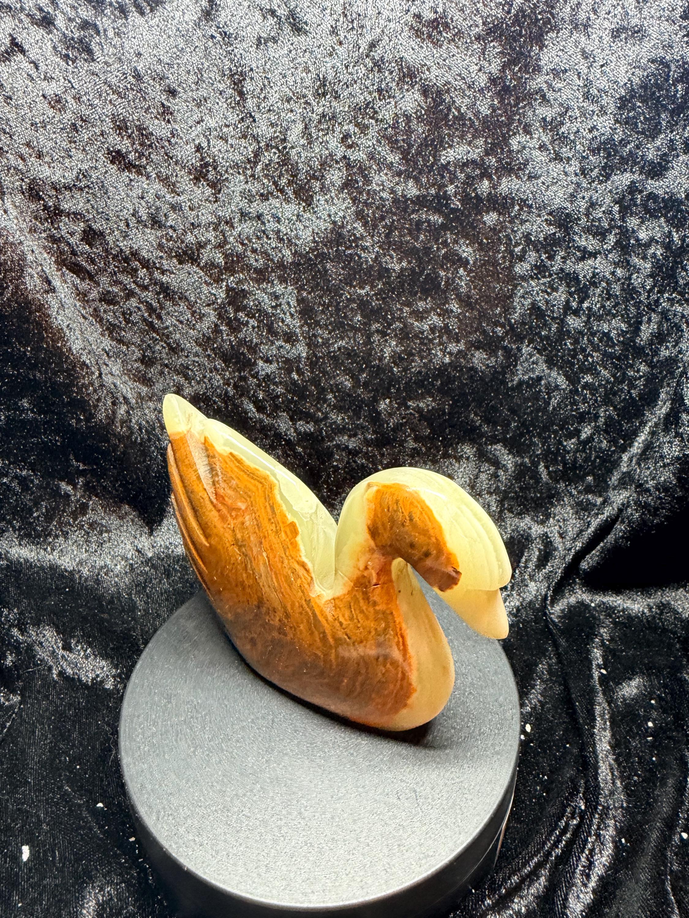 Carved swan, banded onyx/calcite