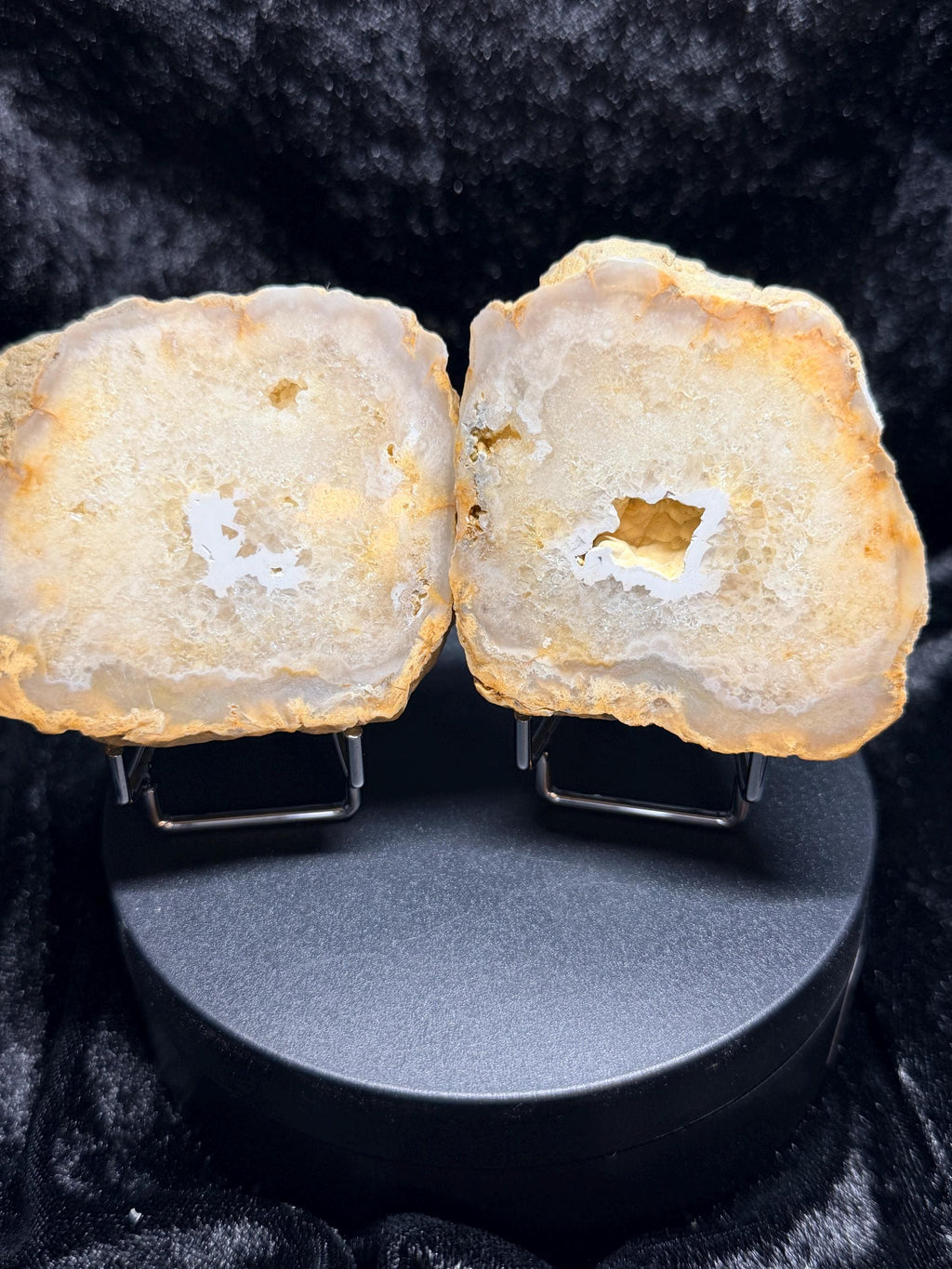 Polished Kentucky Agate / Chalcedony Nodule Pair – Druzy Quartz Cavities