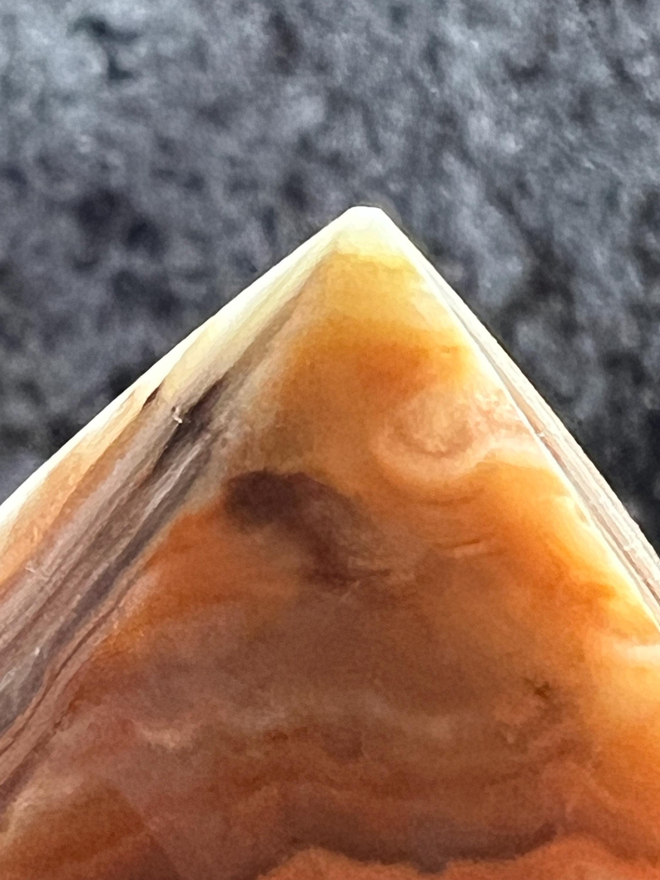 14.5 Oblisk banded onyx tower