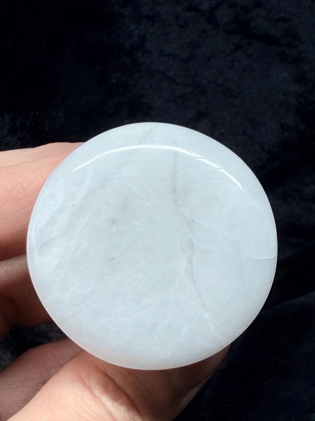 Natural White Feldspar pop socket