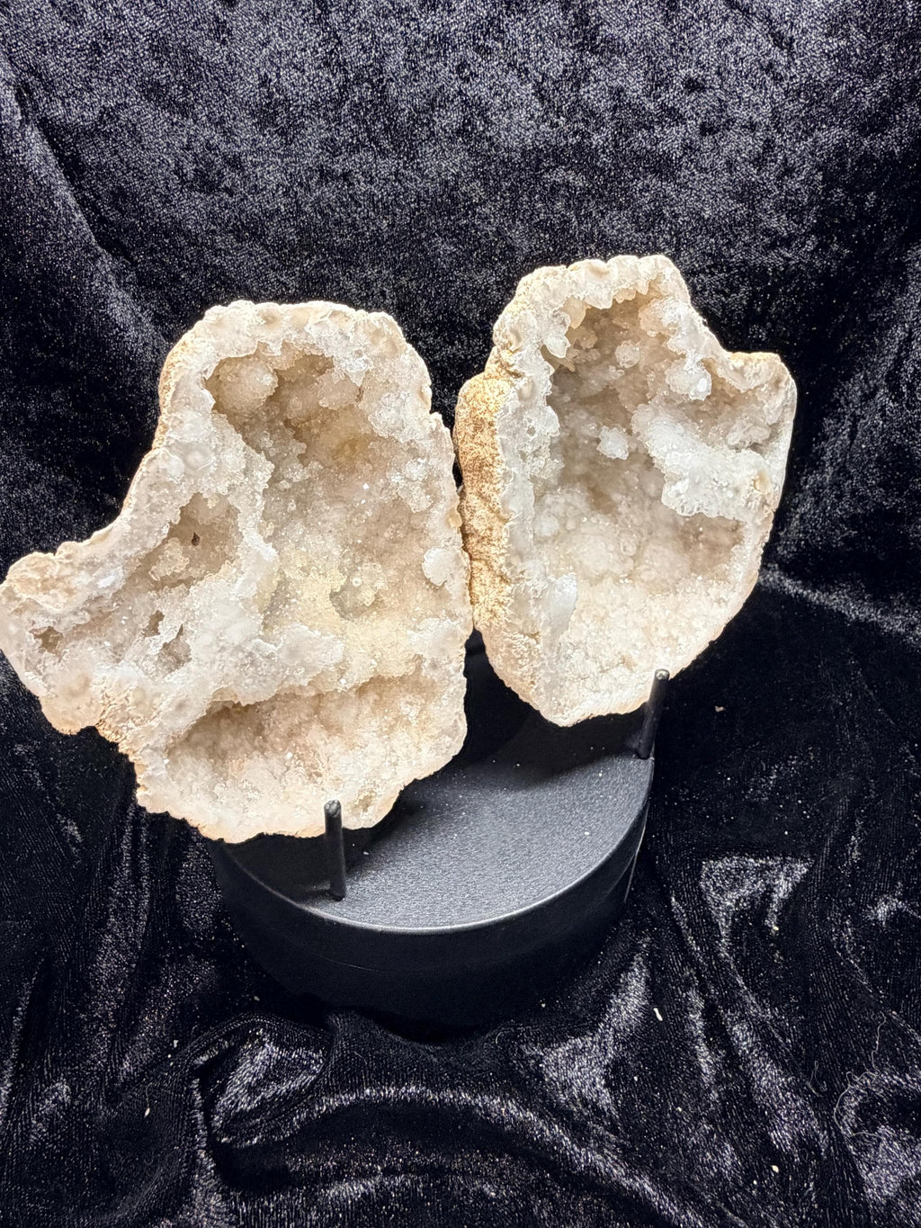 Polished Moroccan Sugar Quartz geode with calcite, matching halves