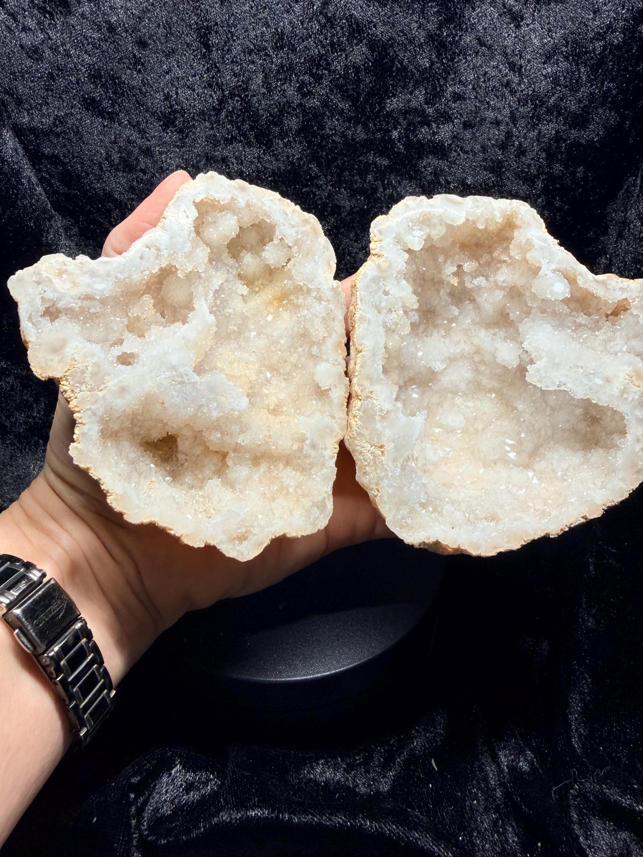 Polished Moroccan Sugar Quartz geode with calcite, matching halves