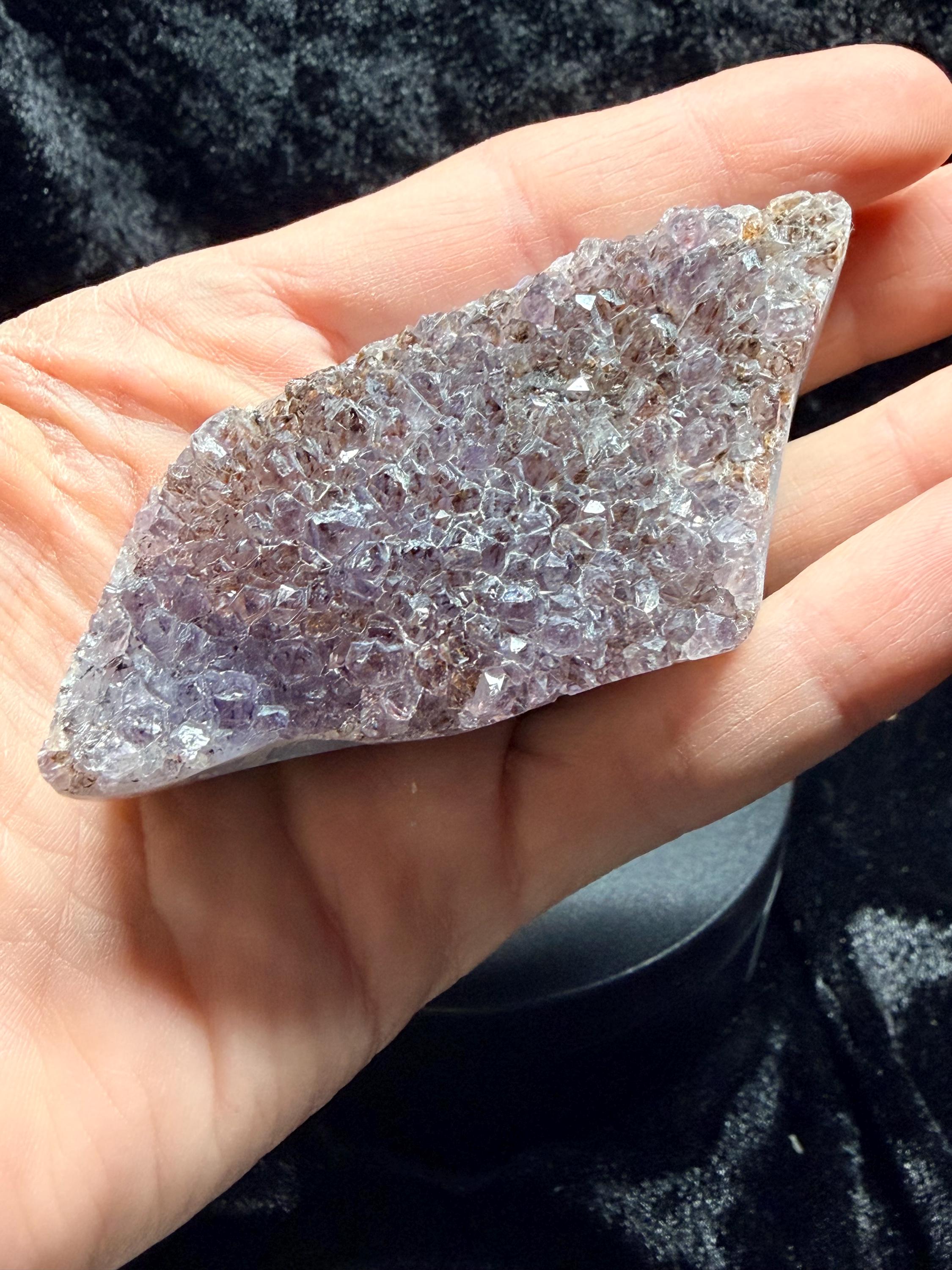 Polished agate Amethyst cluster, uv reactive