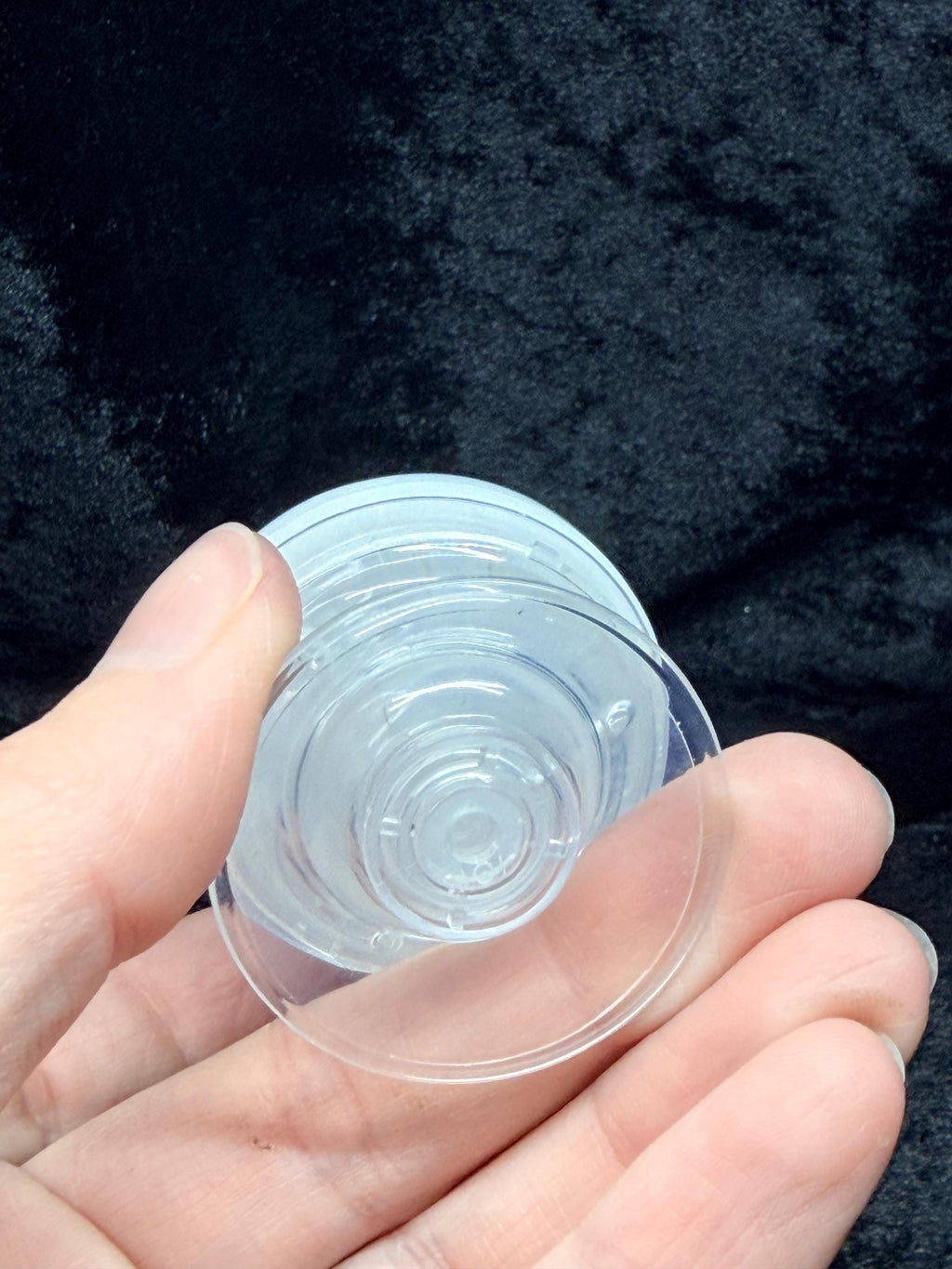 Natural White Feldspar pop socket