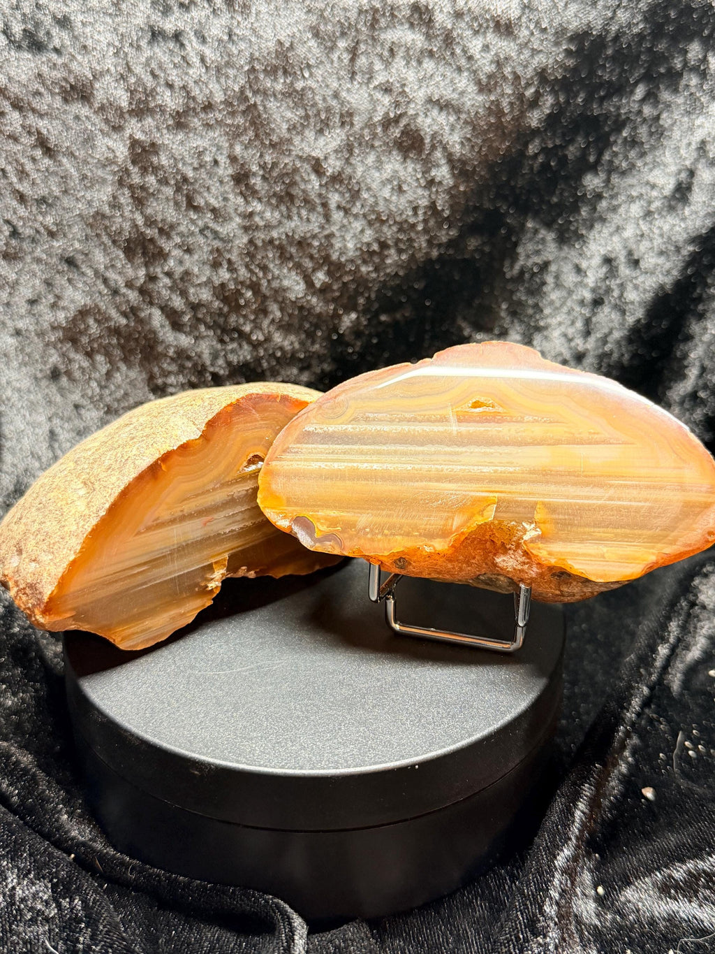 Polished Brazilian water level agate with crystal pocket