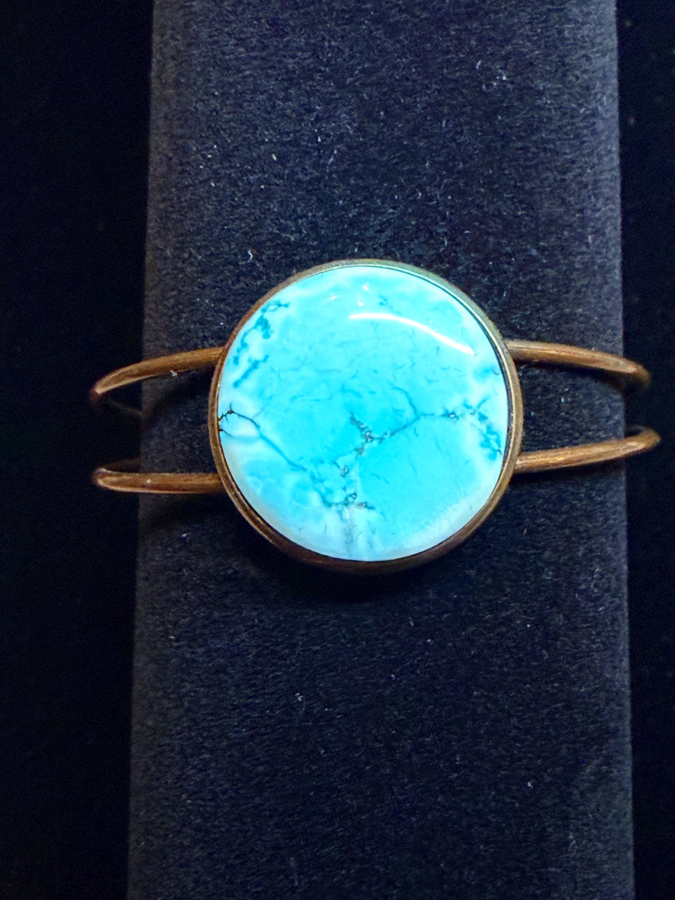 Dyed Howlite Bracelet