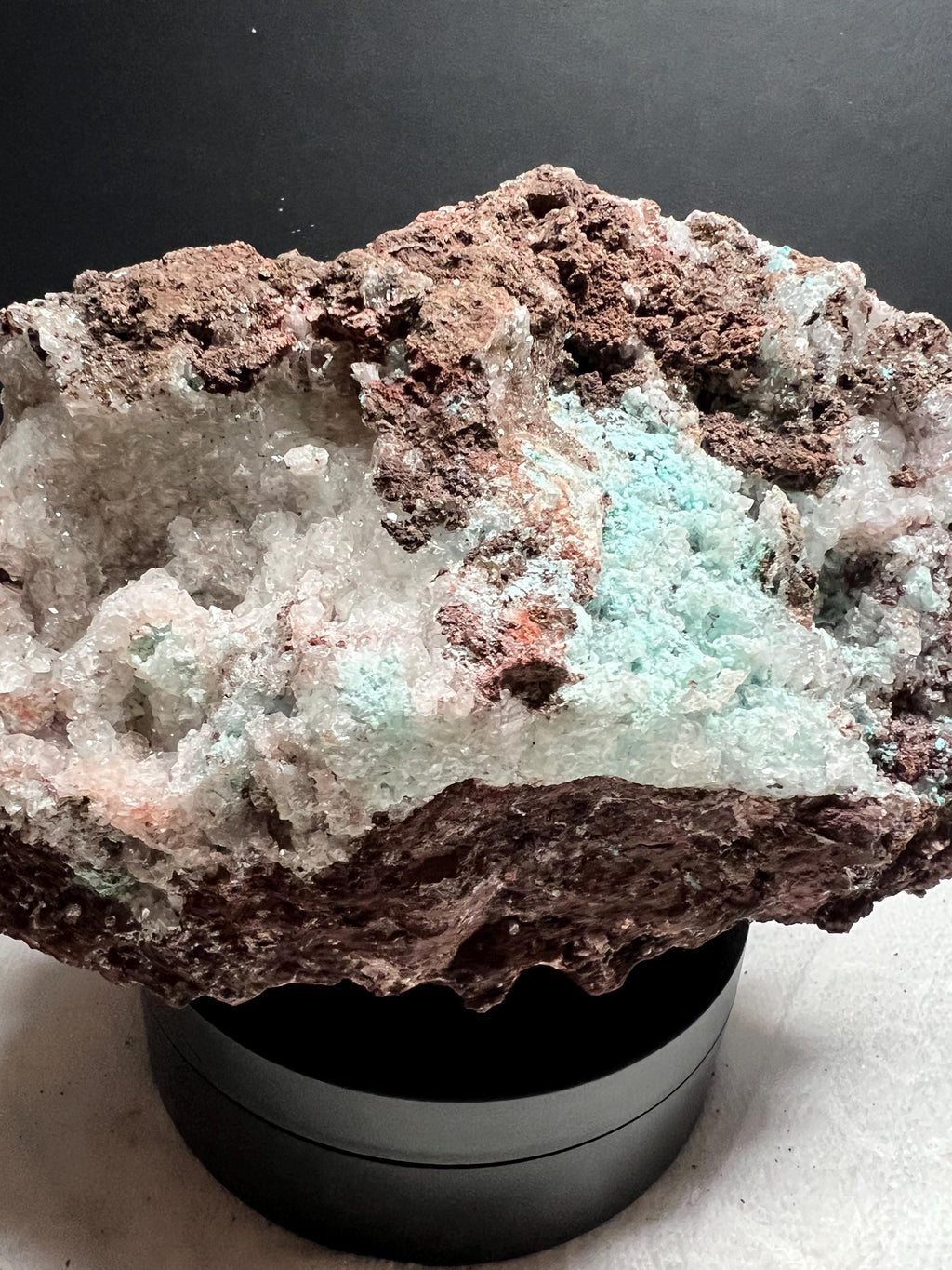 Aurichalcite with calcite and chrysacolla from Mexico.