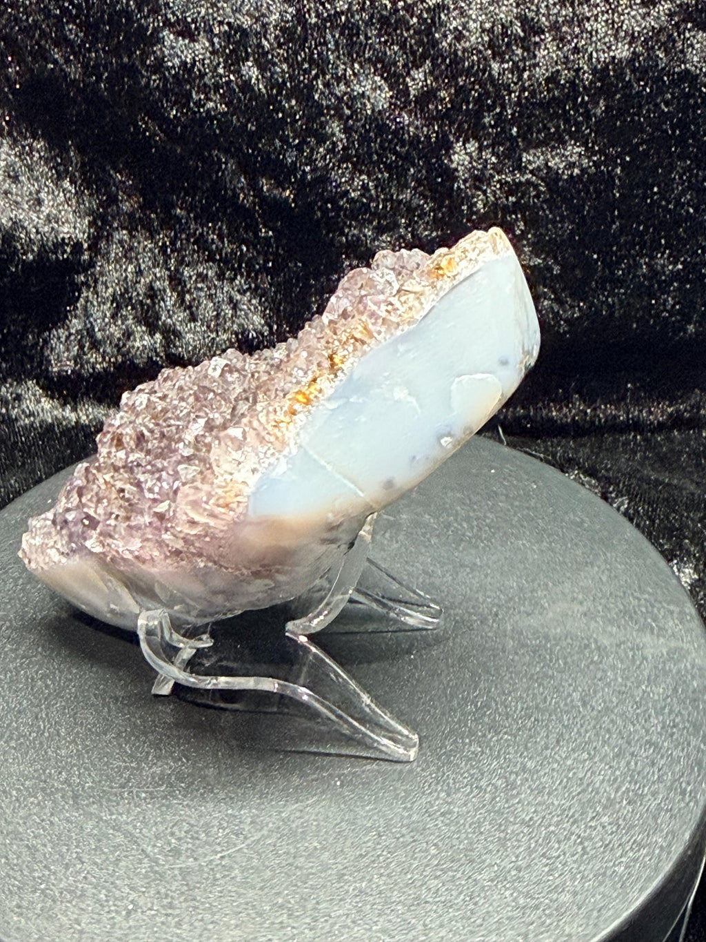 Polished agate Amethyst cluster, uv reactive