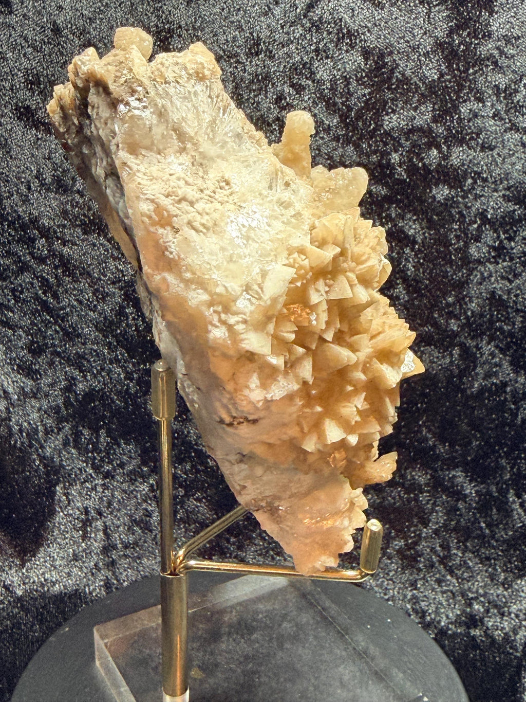 Dog tooth calcite from Mexico